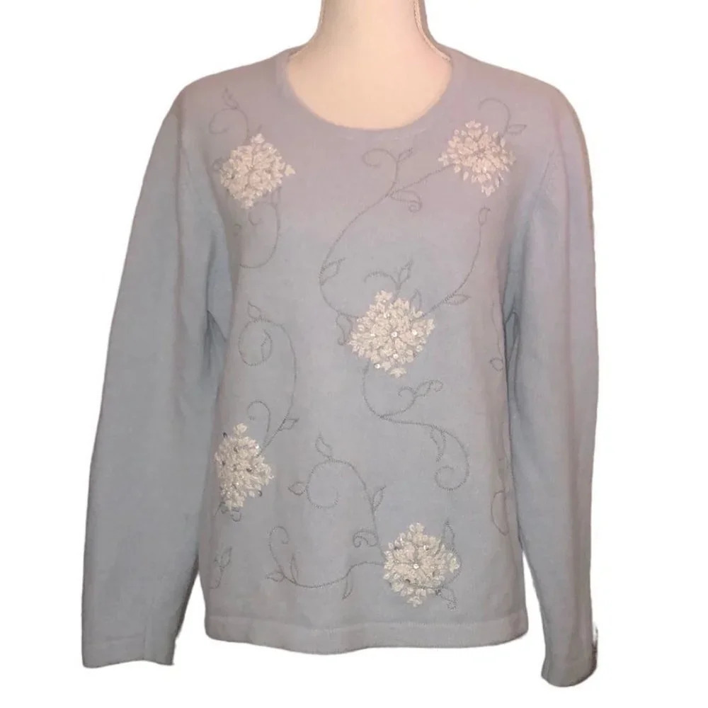 ORVIS Sz XL Women's Baby Blue Lambswool & Angora Long Sleeve Decorative Sweater